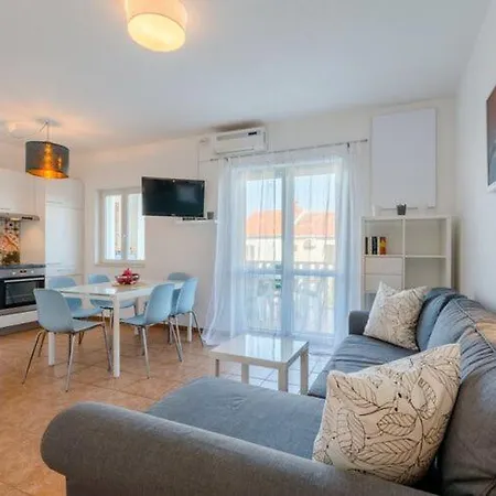 Stella - Two Bedroom With Terrace And Sea View Stella Apartment *