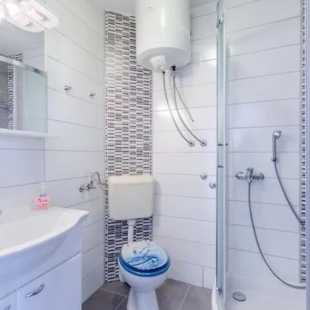 Stella - Two Bedroom With Terrace And Sea View Stella *